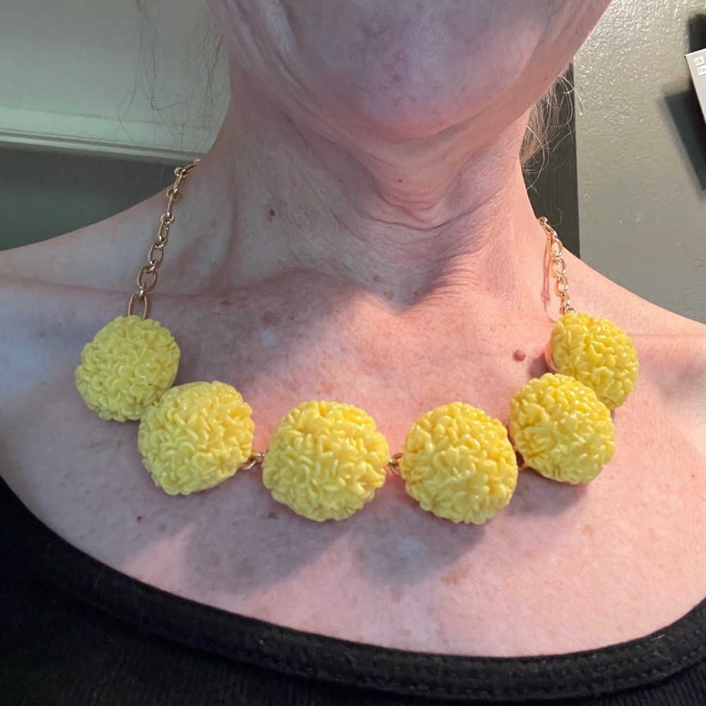 Talbots necklace, resin flowers with gold